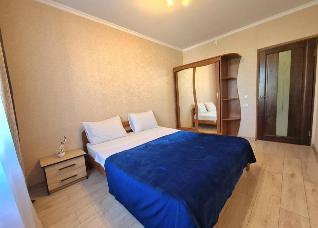 Apartamento Decebal 2 Chisináu Exterior foto