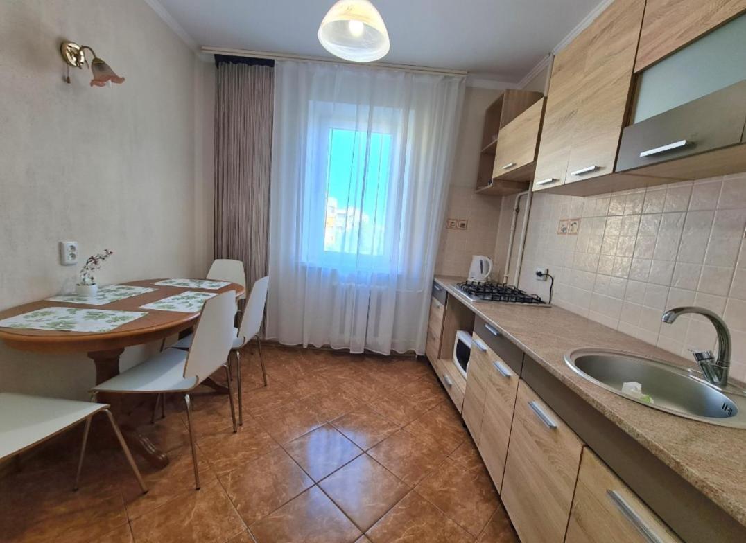 Apartamento Decebal 2 Chisináu Exterior foto